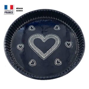 Moule à tarte bleu à motifs coeurs