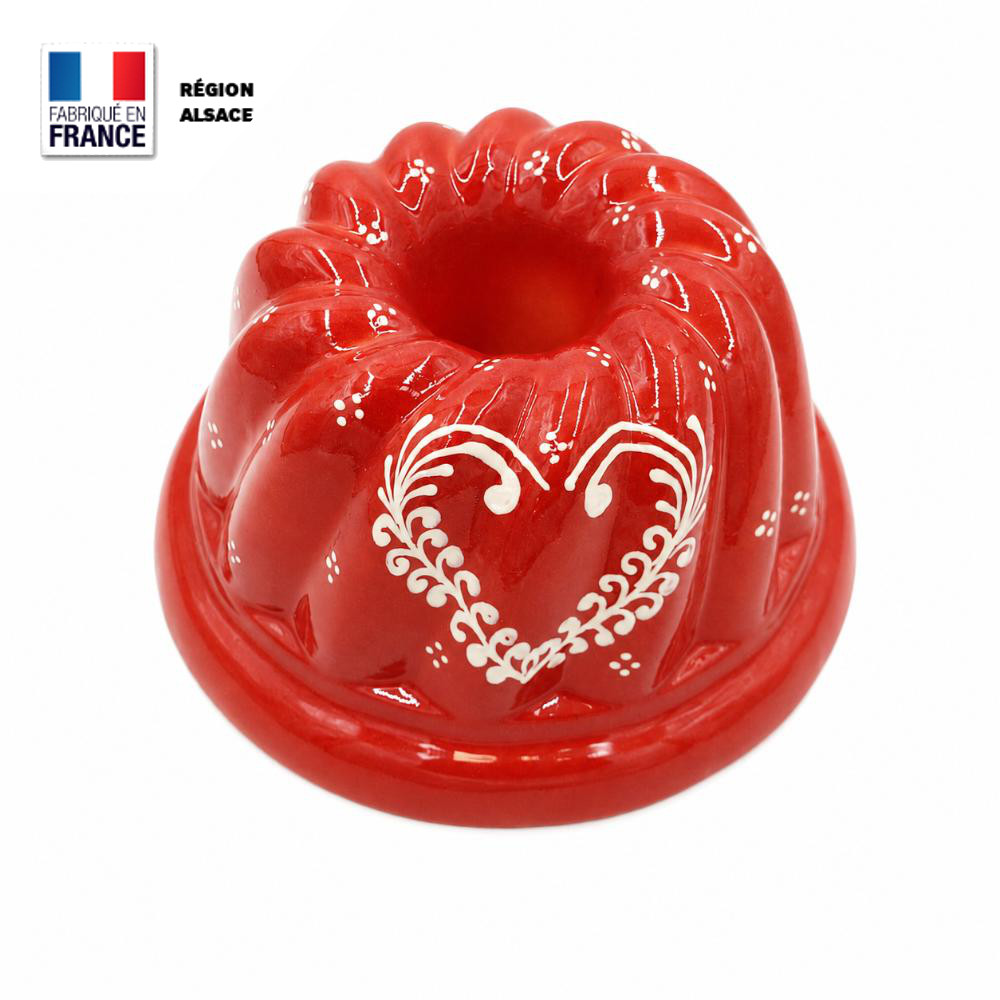 Moule à kouglof traditionnel rouge avec cœur crème peint à la main